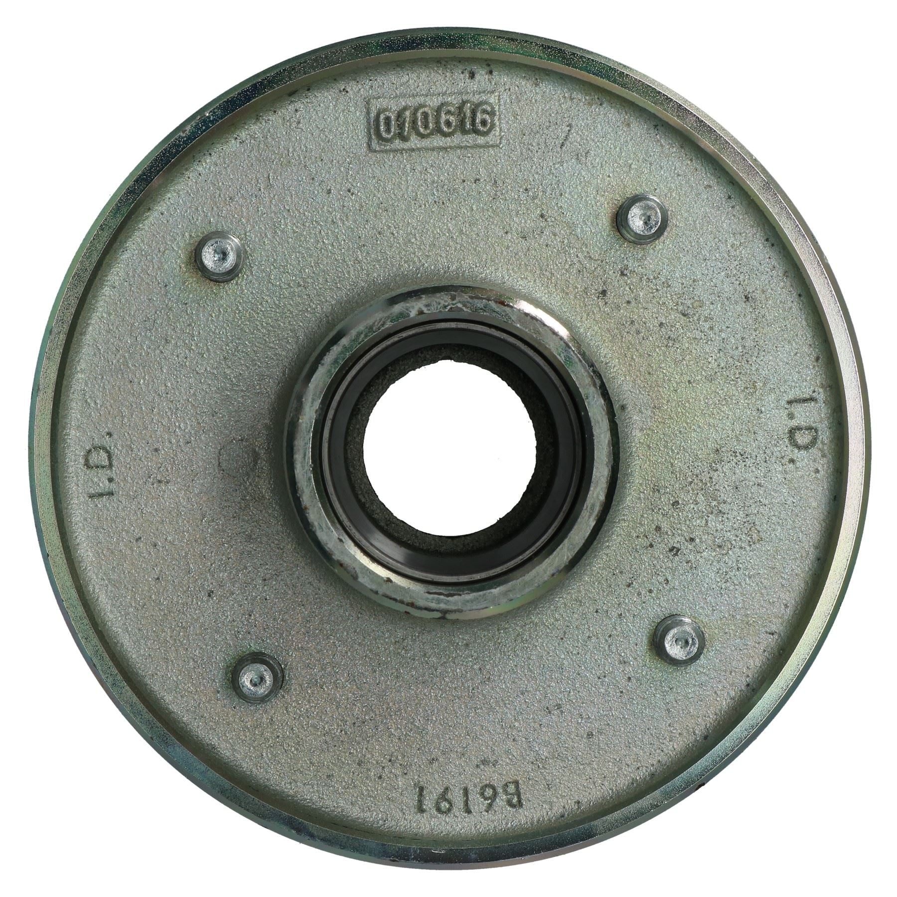 Moyeu de roue de remorque 5,5" (139,7 mm) Roulements PCD Boulons de roue et capuchon Indespension