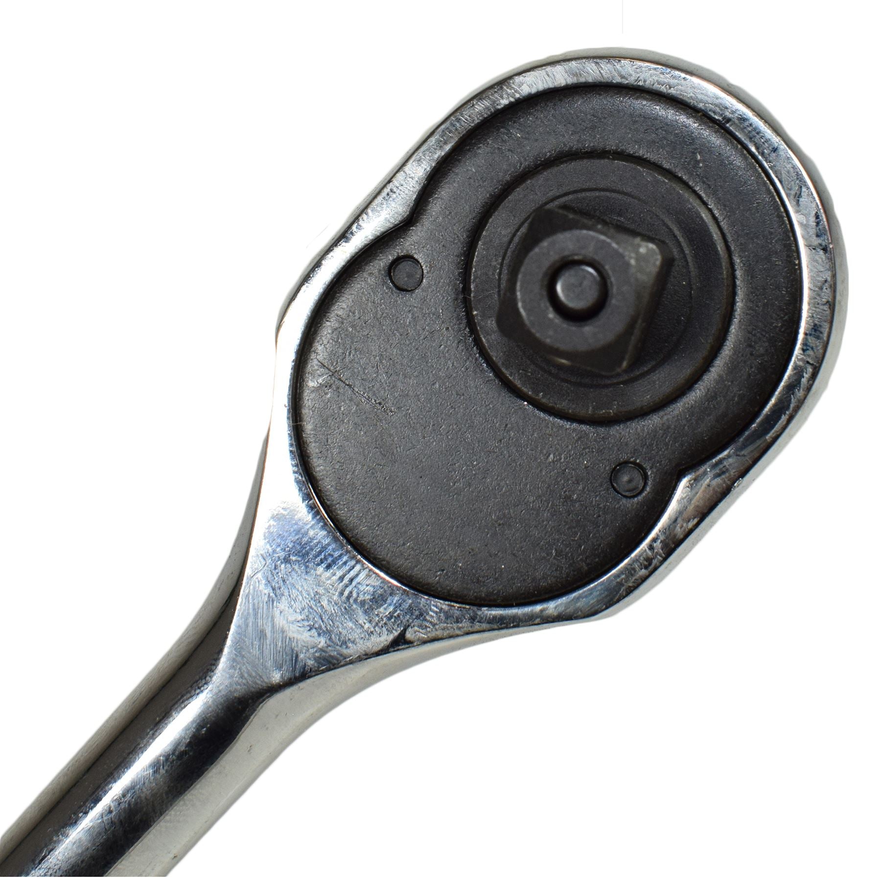 Clé à douille à cliquet 3/8" à 24 dents et tête ovale à dégagement rapide